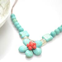 Handmade Turquoise Flower Pendant Necklace with Wire Wrapped Technique