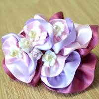 How to Make Distinctive Ribbon Flower Hair Clips with Beads