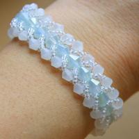 Illustrated Tutorial on Making a Stunning Beaded Bracelet with Glass Bicone Beads and Seed Beads