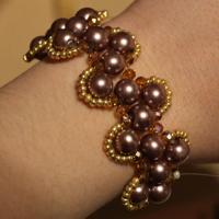 How to Make a Wide Beaded Snake Bracelet out of Glass Pearl Beads and Seed Beads