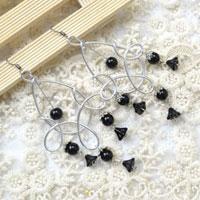  Step-by-step Patterns on Making Black Teardrop Chandelier Earrings with Wire