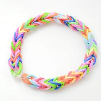 Quick-to-learn Tutorial on Making Colorful Fishtail Loom Bracelet