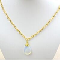 How to Wrap a Stone in Wire for a Simple Necklace with Gold Chains