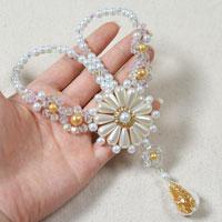 How to Make a Beaded Flower Statement Necklace Pattern with Pearl Beads