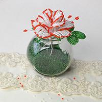 Home Décor Ideas on How to Make Simple Seed Beads Flower Vase