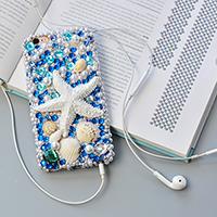 How to Make Your Own Bling Rhinestone and Sea Shell Phone Cast at Home 