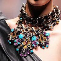What is the Best Way to Clean Costume Jewelry