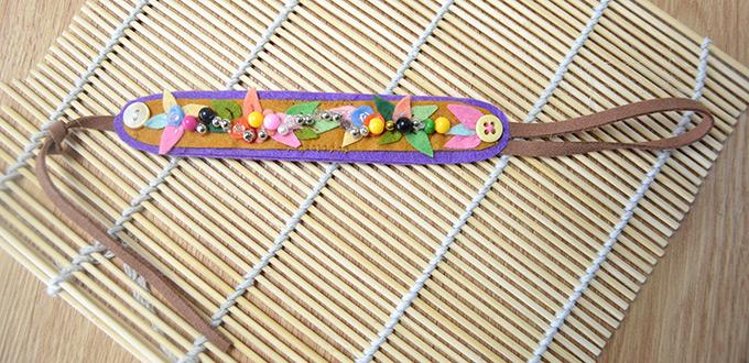 Instruction for Making a Vintage Felt Flower Bracelet with Beads and Suede Cord