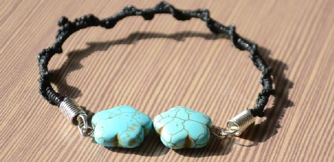  How to Make a Braided Bracelet with Turquoise Beads