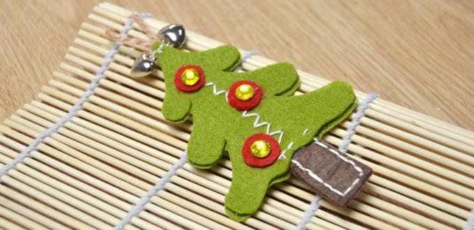 How to Make Felt Christmas Tree Hanging Decorations with Beads
