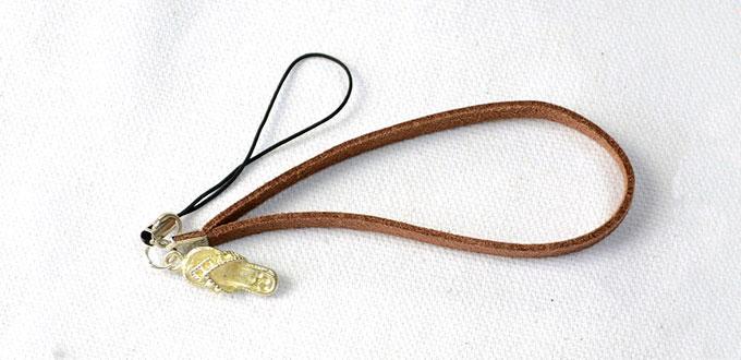 How to Make a Leather Mobile Chain with 4 Easy Steps