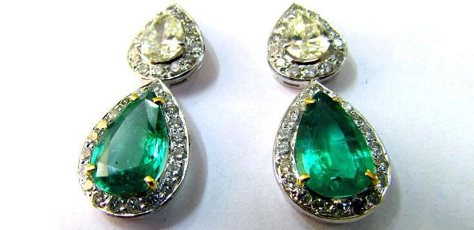 4 Tips about Buying Emerald Jewelry