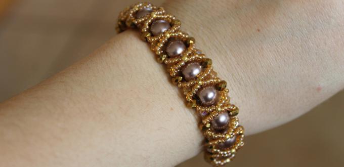Step by Step Instructions for Making a Stunning Beaded XOXO Bracelet
