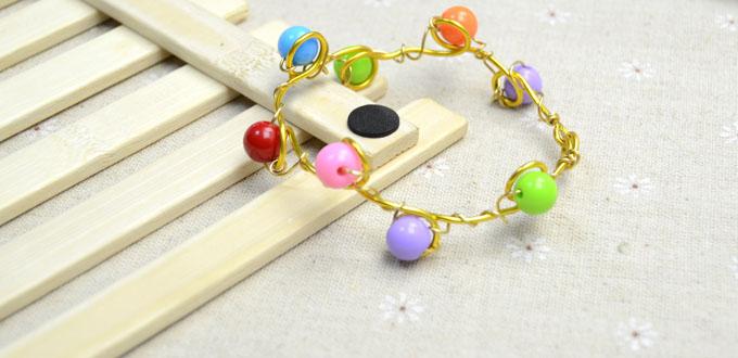 Cool Jewelry Design-How to Make a Rainbow Wire Beaded Bracelet for Summer