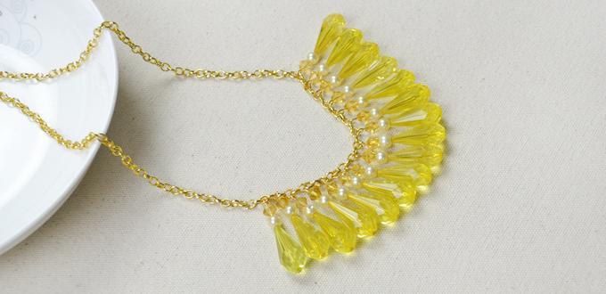 How to Make a Spiffy Crystal Bead Chain Necklace in 2 Steps