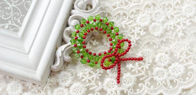 Cute Craft Ideas on How to Make Mini Beaded Christmas Wreath Decorations