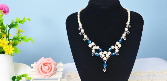 Handmade White Pearl Jewelry Design-Making Blue Beaded Necklace with White Pearls and Blue Crystals 