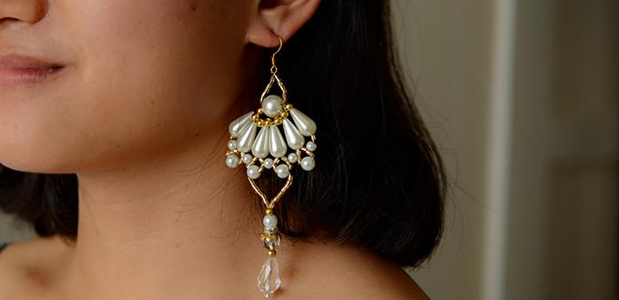 How to Make a Pair of Bridal Chandelier Earrings with Pearl and Glass Beads 