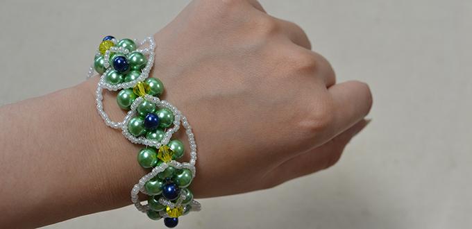 How to Make a Green Pearl Flower Bracelet Step by Step