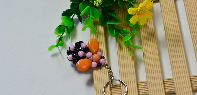 How to Make Cheap Bee Keychains with Jade Beads and Glass beads 
