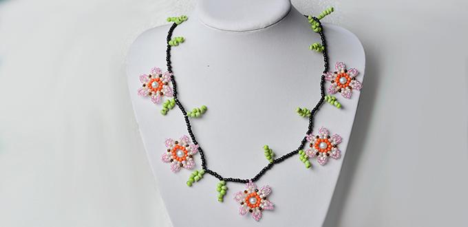 Instructions on How to Make Cheap Flower Seed Beads Necklace for