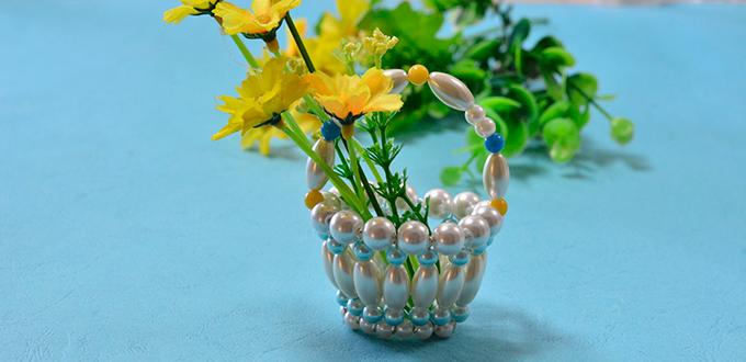 Home Decor Craft – Making Cute Blue and White Glass Pearl Beaded Basket