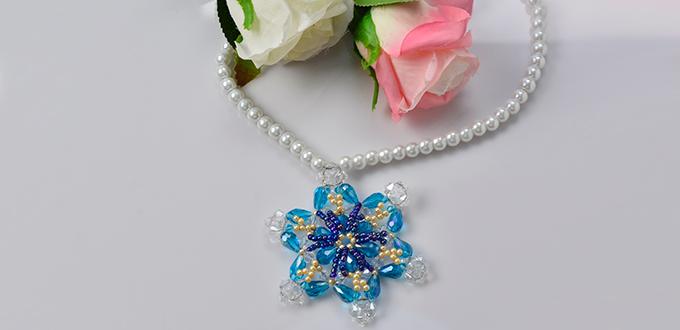 How to Make a Blue Glass Beaded Snowflake Pendent Necklace for Summer 