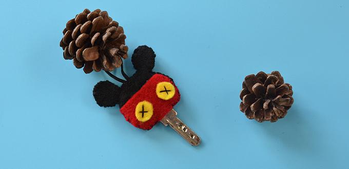 Pandahall Video Tutorial - How to Make a Cute Mickey Felt Keychain Ornament