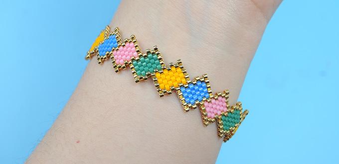 Beebeecraft Tutorials on How to Make Colorful square bracelet 