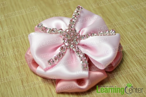 finished layered ribbon flower hair clip