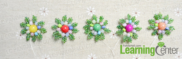 make other five beaded flowers