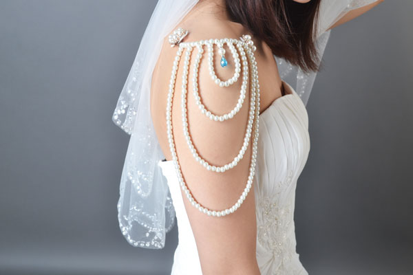 DIY Shoulder Jewelry-How to Make a Special Pearl Body Jewelry