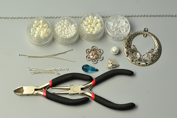 Materials and tools are needed for this flower pearl hair jewelry: