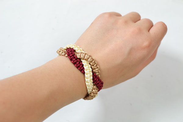 Here comes the final look of this stylish braided thread woven bracelet!