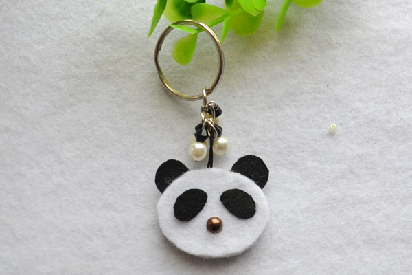 final look of the panda key chain
