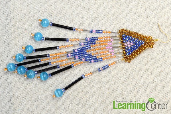 finish making this native American seed bead earring