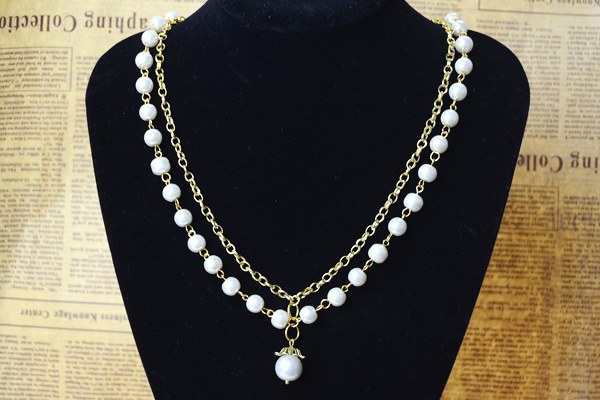 The final look of pearl chain necklace designs: