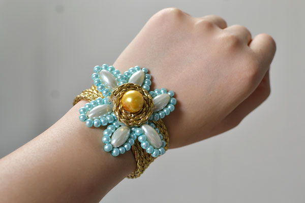 final look of the flower bangle cuff bracelet