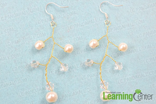 finish making earrings with wire and beads