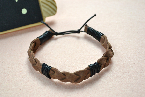 Adjustable Cord Bracelet Paracord survival bracelet