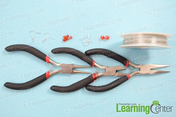 Materials on making bead weaving earring patterns