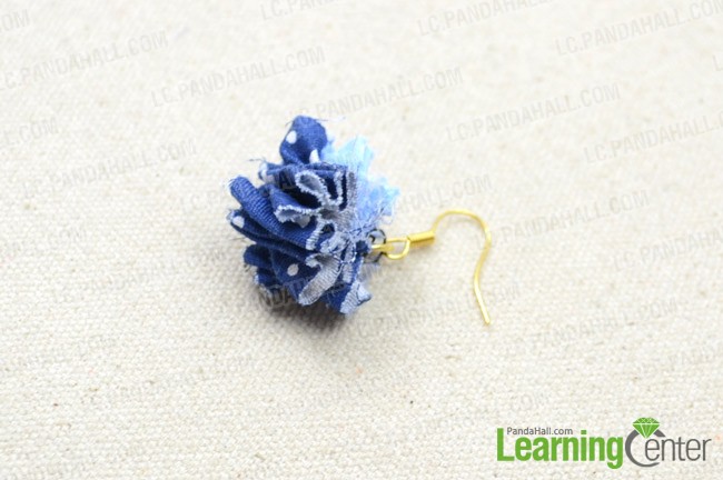 modify the shape of DIY fabric earrings