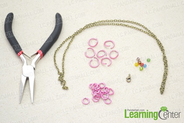 Supplies needed in the chainmail necklace tutorial
