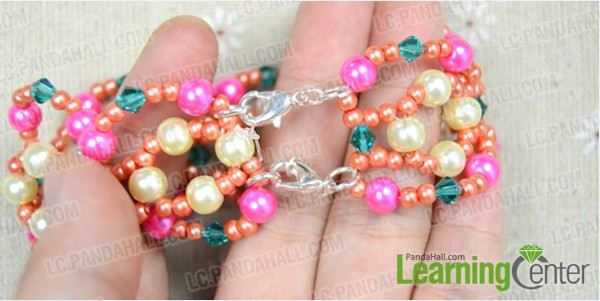 3 Simple Steps on How to Make an Elegant Elastic Pearl Bracelet with Ribbon
