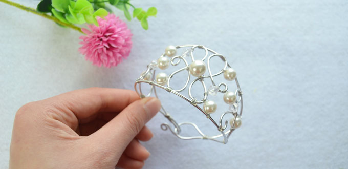 Woven Bracelet with Pearls and Silver Wires- A Particular Gift for Your Best Friend