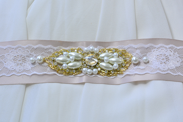 final look of the ribbon waist belt with pearl beads