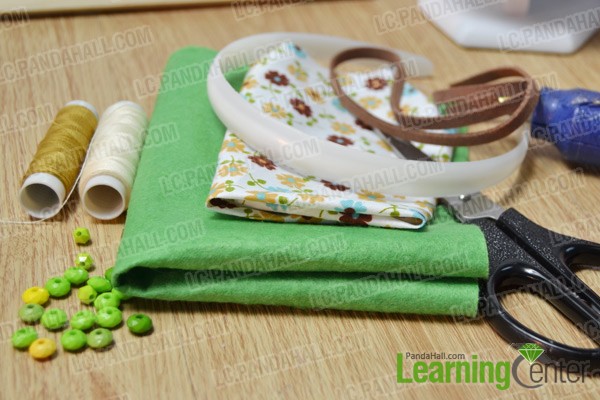 materials and tools for making big fabric flower headband