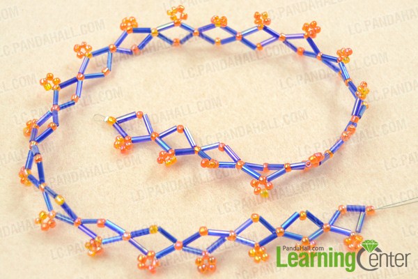 Finish making simple bead necklace patterns