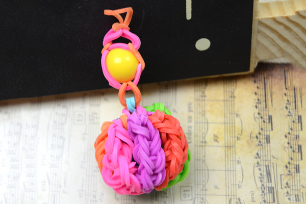  how to make a ball with rubber bands