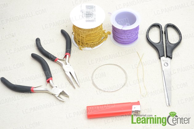 Materials needed in the easy bracelet tutorial